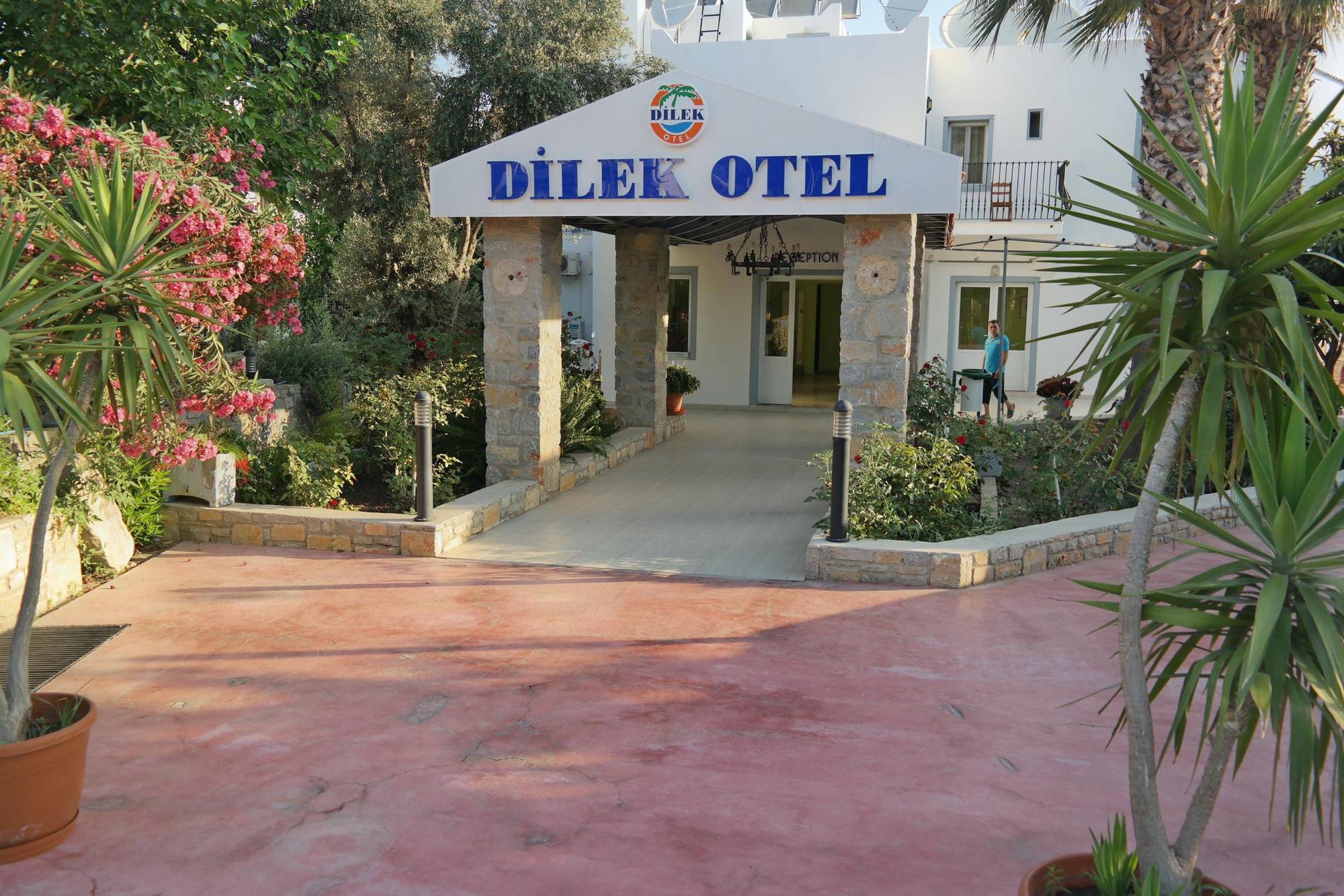 Dilek Apart Hotel Gumbet Exterior photo